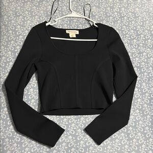 Black Cropped Long Sleeve Bodysuit with Fitted Style